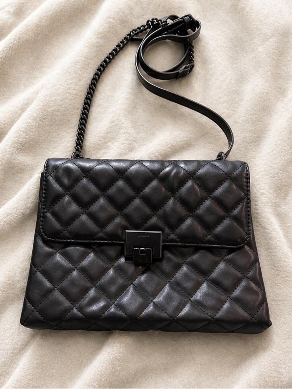 Aldo Quilted Crossbody Bag Black Chain-Strap Turn lock purse
